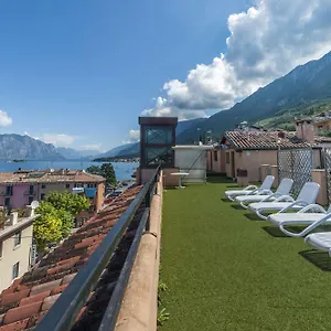 2* Hotel Sorriso